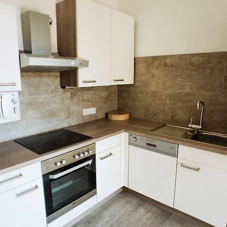 Апартаменты Huge Central Designer Loft With Tyrolean Touch , 160m2