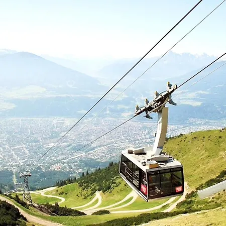 Huge Central Designer Loft With Tyrolean Touch , 160m2 Διαμέρισμα *