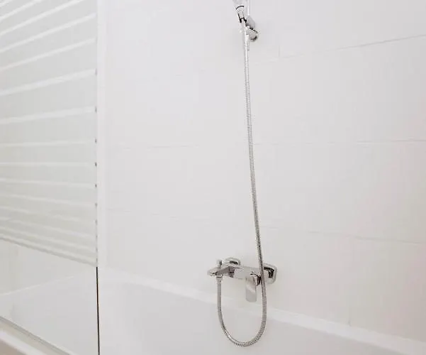 Huge Central Designer Loft With Tyrolean Touch , 160m2 * İnnsbruck