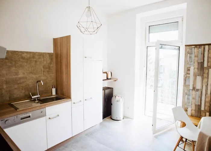 Huge Central Designer Loft With Tyrolean Touch , 160m2 * Ίνσμπρουκ